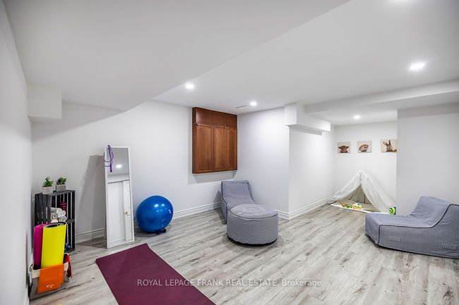 1533 Clearbrook Dr, House other with 5 bedrooms, 4 bathrooms and 2 parking in Oshawa ON | Image 31