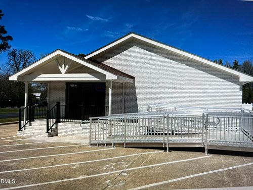 925 N Brightleaf Boulevard, Smithfield, NC, 27577 | Card Image