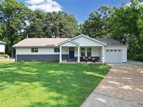 35 Branford Dr, Saint Louis, MO, 63132-2001 | Card Image