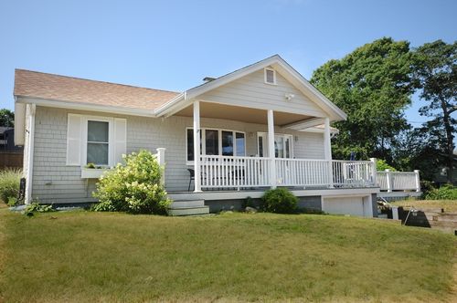 0-7 Fairbanks St, Wareham, MA, 02571-2771 | Card Image