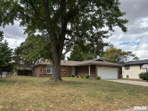 47 Margaret Ct, Pawnee, IL, 62558-9658 | Card Image