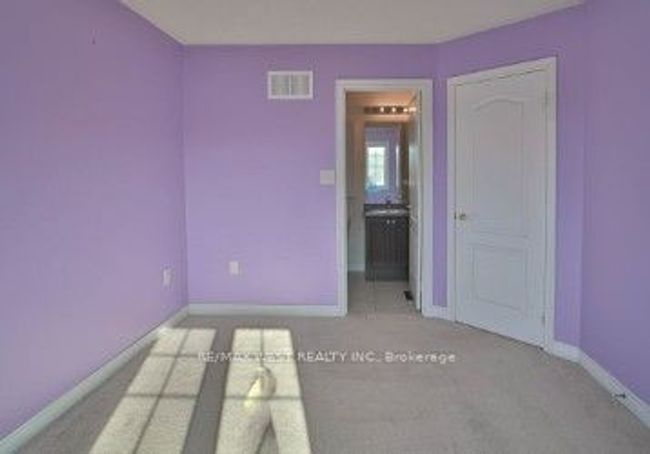 11 - 15 Old Colony Rd, House attached with 4 bedrooms, 4 bathrooms and 1 parking in Richmond Hill ON | Image 17