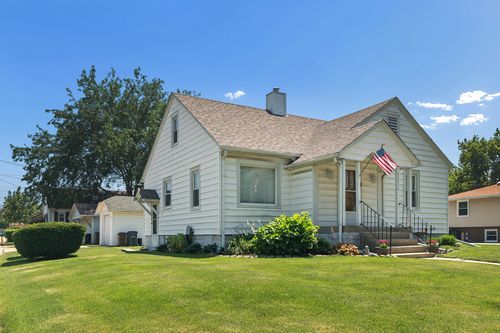 11131 2nd St, Mokena, IL, 60448-1511 | Card Image