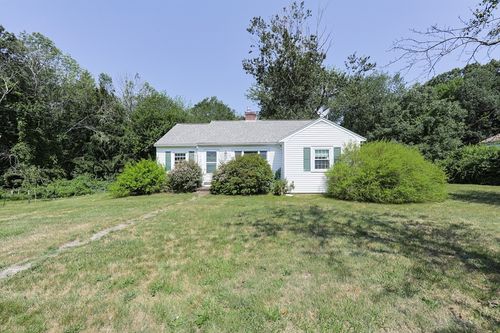 1015 Webster St, Hanover, MA, 02339-1106 | Card Image