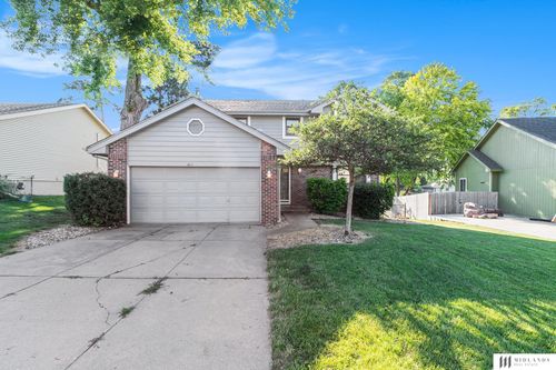 1611 S 168th Ave, Omaha, NE, 68130-1211 | Card Image