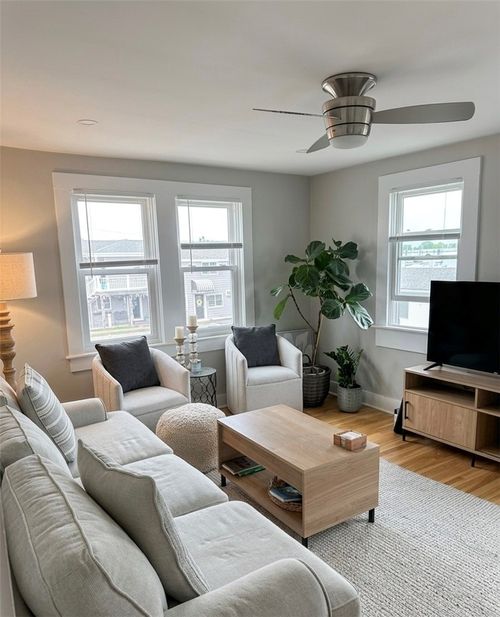 b-1 Phillips Street, North Kingstown, RI, 02852 | Card Image