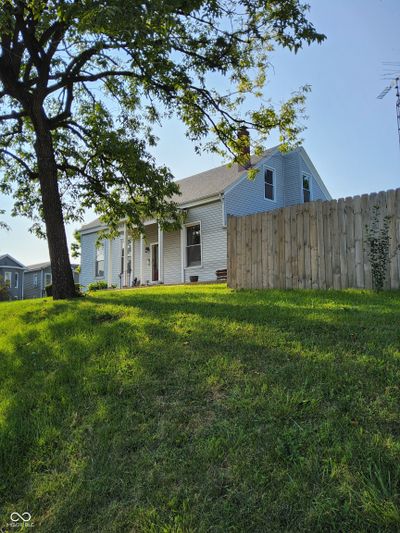 406 N Broadway Street, House other with 4 bedrooms, 2 bathrooms and null parking in Greensburg IN | Image 2