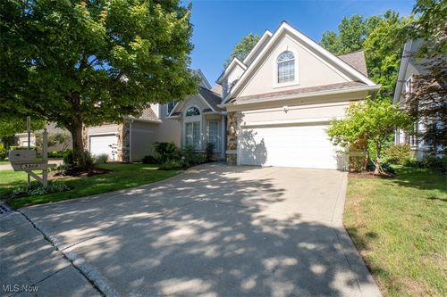 3468 Courtland Rd, Beachwood, OH, 44122-4280 | Card Image
