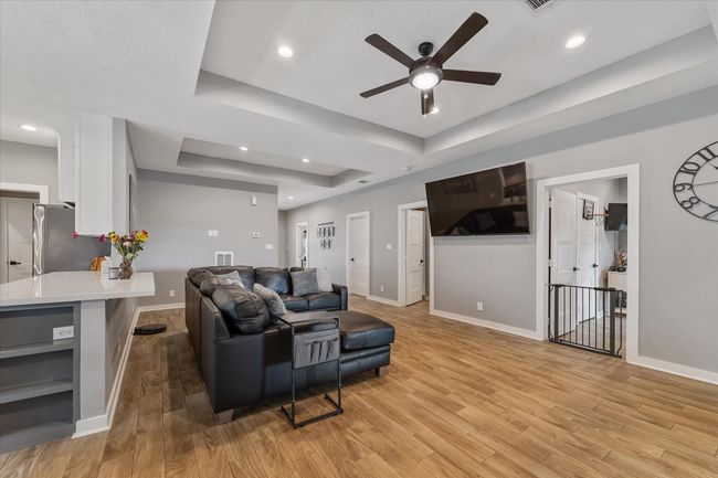 10737 S Lake Mist Ln, House other with 3 bedrooms, 3 bathrooms and 2 parking in Willis TX | Image 8
