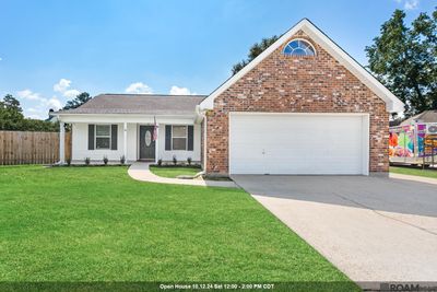 28 Belle Vu Loop, House other with 3 bedrooms, 2 bathrooms and null parking in Covington LA | Image 1