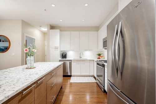 308-15188 29a Ave, Surrey, BC, V4P1H1 | Card Image