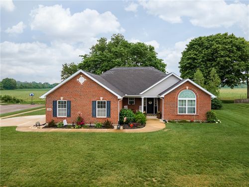 725 Loxley Ln, Troy, OH, 45373-7804 | Card Image