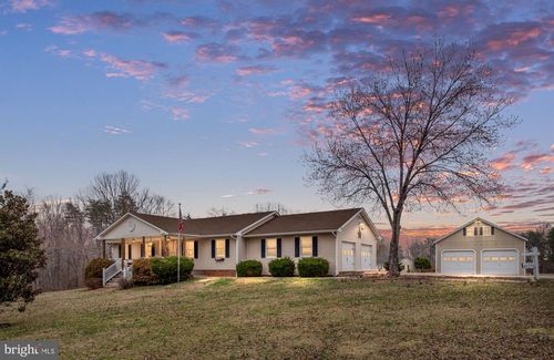 25315 Green Fields Rd, LIGNUM, VA, 22726-2252 | Card Image