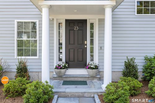 23-20 3rd St, Stamford, CT, 06905-5174 | Card Image