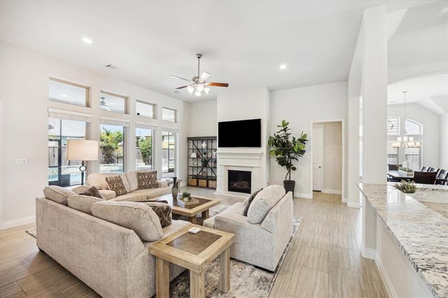 Family room | Image 10