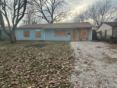 11 Westwood Dr, Cahokia, IL, 62206-3116 | Card Image