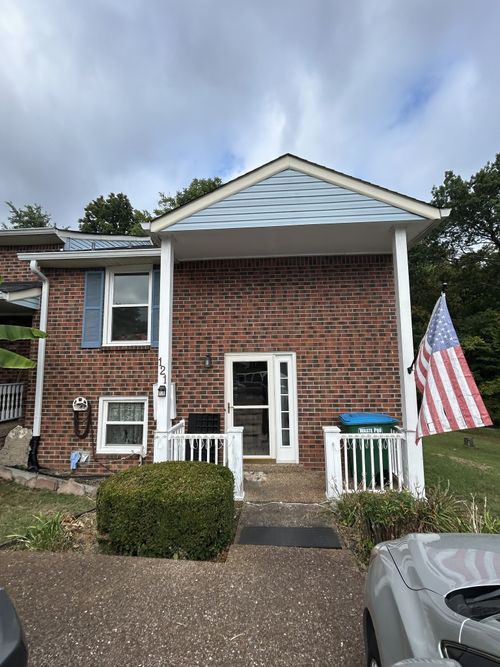121 Sugar Maple N, Hendersonville, TN, 37075-3954 | Card Image