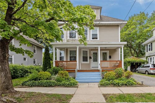 162 Armington St, Cranston, RI, 02905-4037 | Card Image