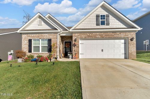 1702 Fox Meadows Cir, Bluff City, TN, 37618-2104 | Card Image