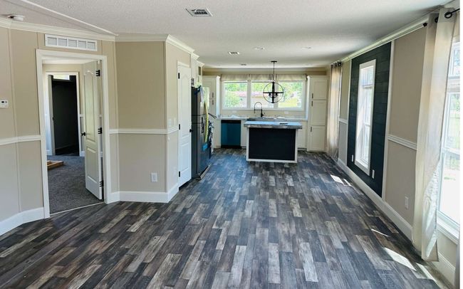 22904 112 Th Ter, House other with 3 bedrooms, 2 bathrooms and 3 parking in LIVE OAK FL | Image 4