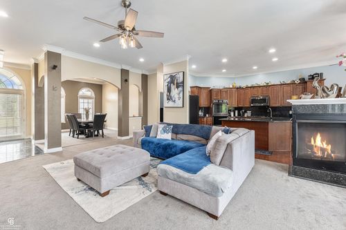 16115 Nathan Dr, Macomb, MI, 48044-4961 | Card Image