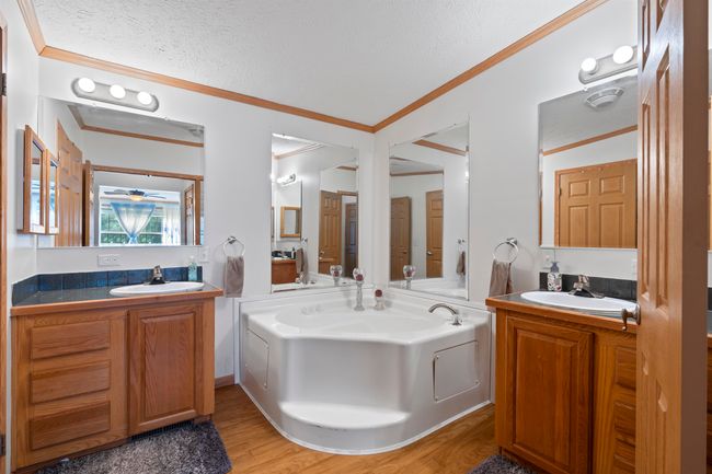 123 Lake Shore Dr, Home with 3 bedrooms, 3 bathrooms and null parking in Wisconsin Dells WI | Image 16
