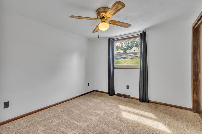 104 Dawson Dr, House other with 3 bedrooms, 2 bathrooms and 2 parking in Midland PA | Image 15