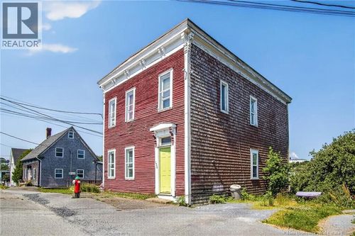 135 Riverview Dr, Saint John, NB, E2M1M5 | Card Image