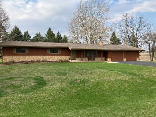 2396 Shaw Rd, West Brooklyn, IL, 61378-9604 | Card Image