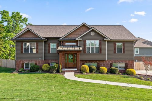 136 Ginger Lake Dr, Rock Spring, GA, 30739-2704 | Card Image