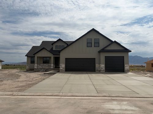 37-10830 N 8325 W, Tremonton, UT, 84337 | Card Image