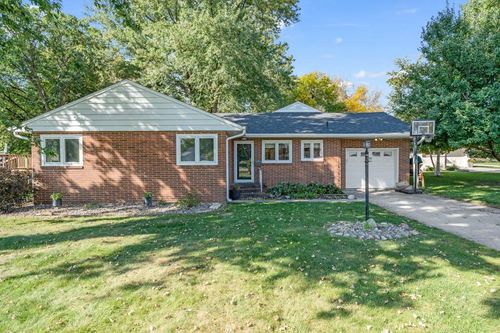 1210 N 9th St, Fort Dodge, IA, 50501-2518 | Card Image