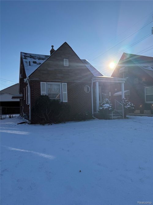 15361 Payne Ct, Dearborn, MI, 48126-3030 | Card Image