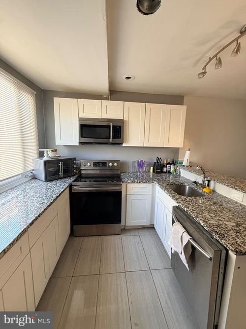 1941 Ruan St, PHILADELPHIA, PA, 19124-4622 | Card Image