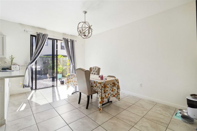 25037 Sw 114 Th Ct, Townhouse with 3 bedrooms, 3 bathrooms and null parking in HOMESTEAD FL | Image 14