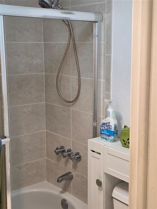 Master Bathroom Tub Area | Image 78