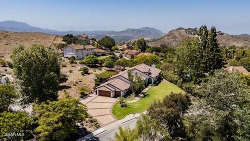 3679 Paseo De Nublado, Thousand Oaks, CA, 91360-7100 | Card Image
