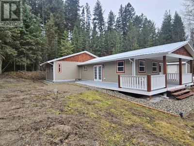 1039 Marsh Rd, House other with 2 bedrooms, 2 bathrooms and null parking in Quesnel BC | Image 2