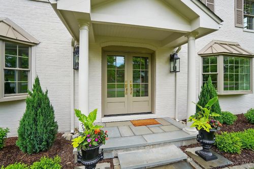 6516 Willow Hollow Ln, Madeira, OH, 45243-3126 | Card Image