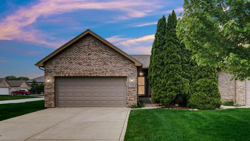 10578 Ontario Dr, Crown Point, IN, 46307-9370 | Card Image