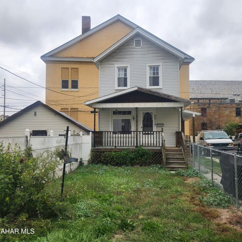 2014 5th Ave, Altoona, PA, 16602-2224 | Card Image