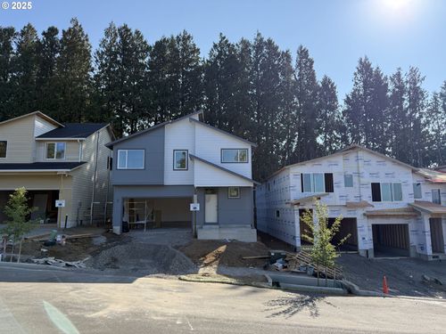 284 Nw Mawrcrest Ave, Gresham, OR, 97030-5200 | Card Image