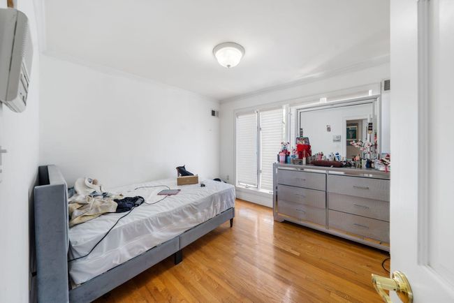 8205 Grand Ave, House other with 4 bedrooms, 4 bathrooms and null parking in North Bergen NJ | Image 16