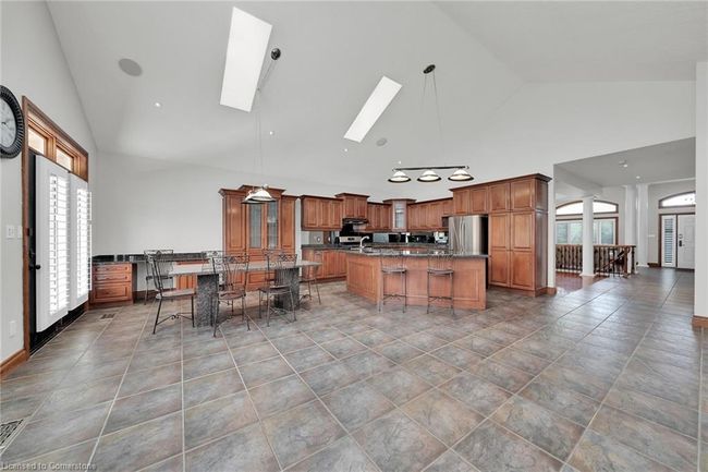 117 Christopher Dr, House other with 4 bedrooms, 5 bathrooms and 6 parking in Hamilton ON | Image 19