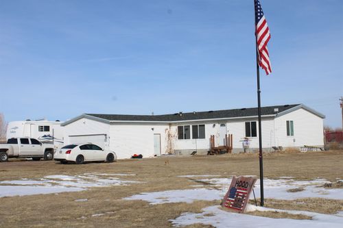 771 Emigrant Road, Lyman, WY, 82937 | Card Image