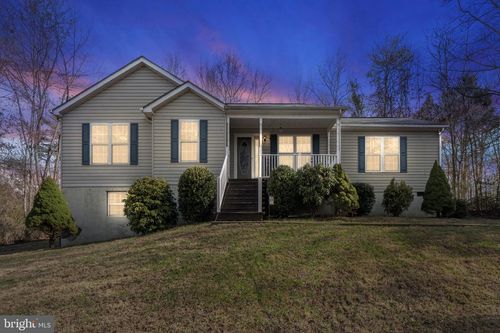 5585 Sperryville Pike, BOSTON, VA, 22713-1743 | Card Image