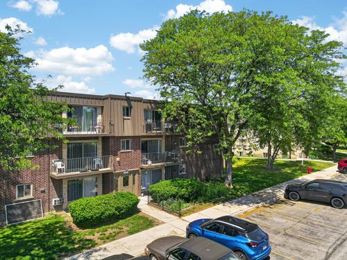 3k-571 Fairway View Dr, Wheeling, IL, 60090-3850 | Card Image