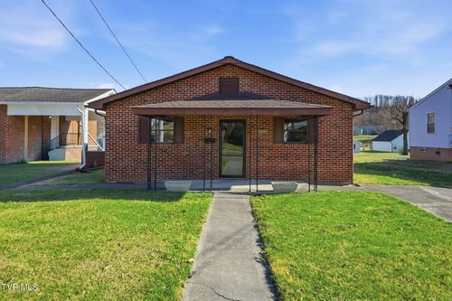 1512 E Fairview Ave, Johnson City, TN, 37601-3512 | Card Image