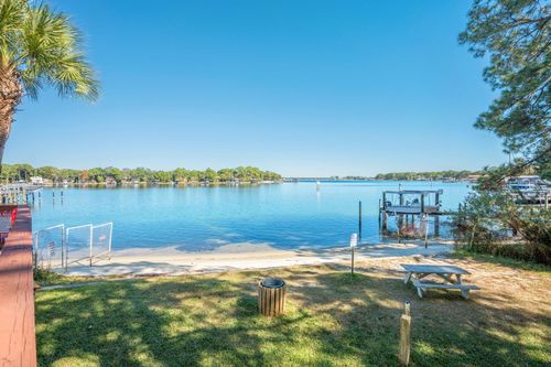 104-5 Laguna St, Fort Walton Beach, FL, 32548-3609 | Card Image