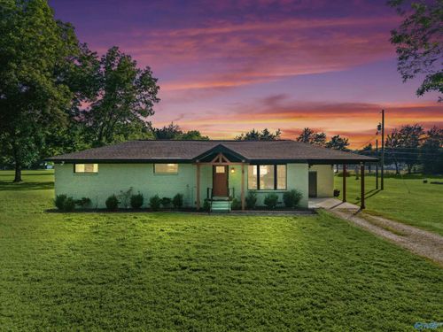 39 E Old Somerville Rd, Decatur, AL, 35603-6745 | Card Image